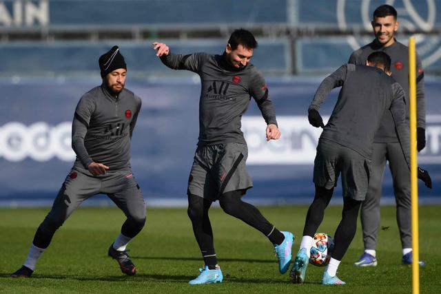 写在花游世界杯启幕前：“水中秦俑”再战长安 中国队新阵容承压亦迎机