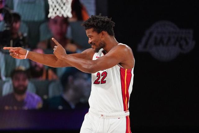 弗拉泰西：小时候踢前锋被迫改打中场