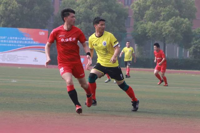 李帅染红！“上海德比”十人海港1比1战平申花