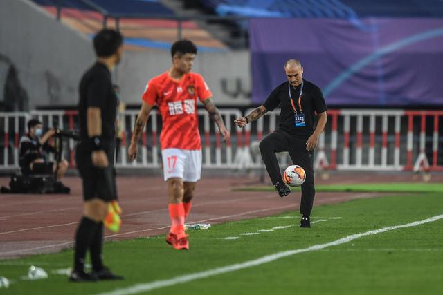 约基奇32+16+16库里20分 掘金逆转勇士3连胜